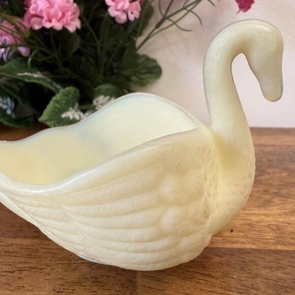 Imperial‎ Glass Ivory Milk Glass Swan Planter Trinket Dish Wedding Decor - Picture 6 of 7